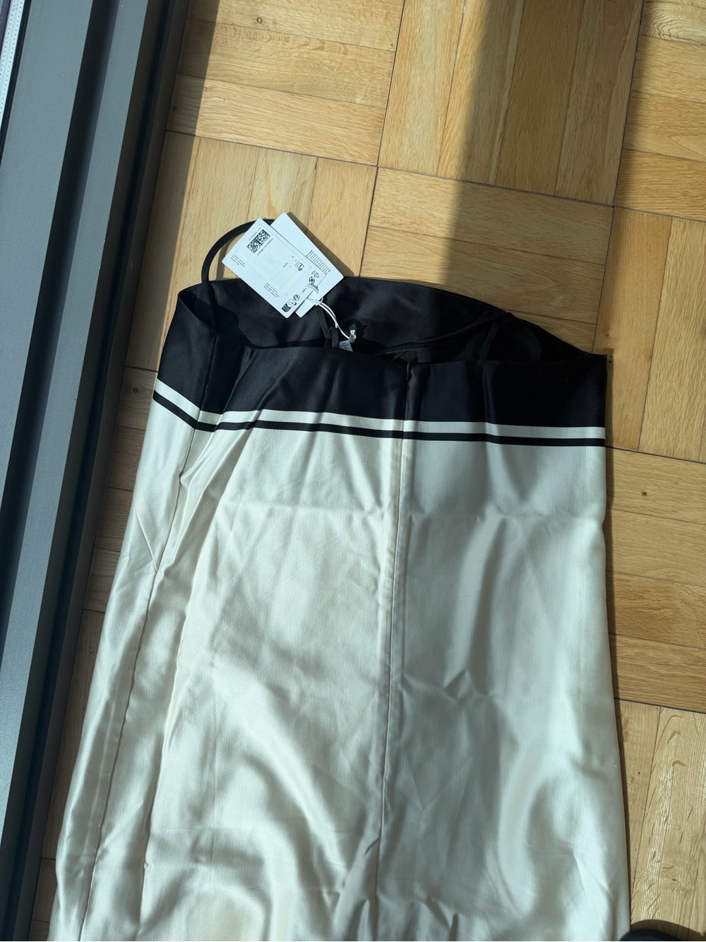 & Other Stories Black and Cream Slip Dress with Contrast Trim - Picture 3 of 7